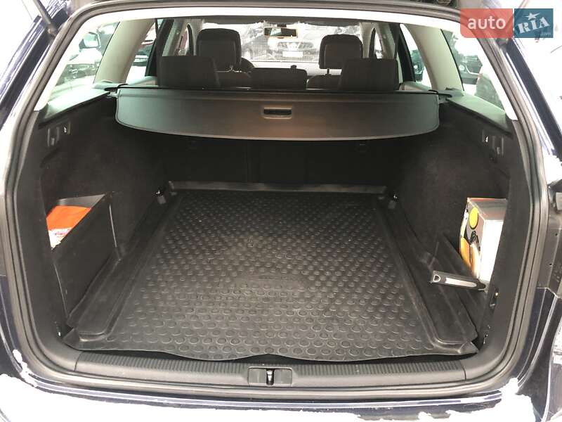 Универсал Volkswagen Passat 2013 в Киеве