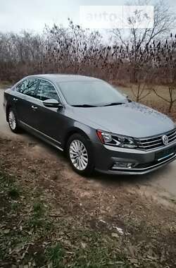 Седан Volkswagen Passat 2016 в 