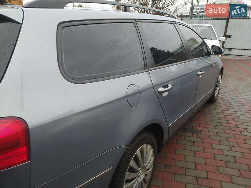 Універсал Volkswagen Passat 2009 в Хмельницькому
