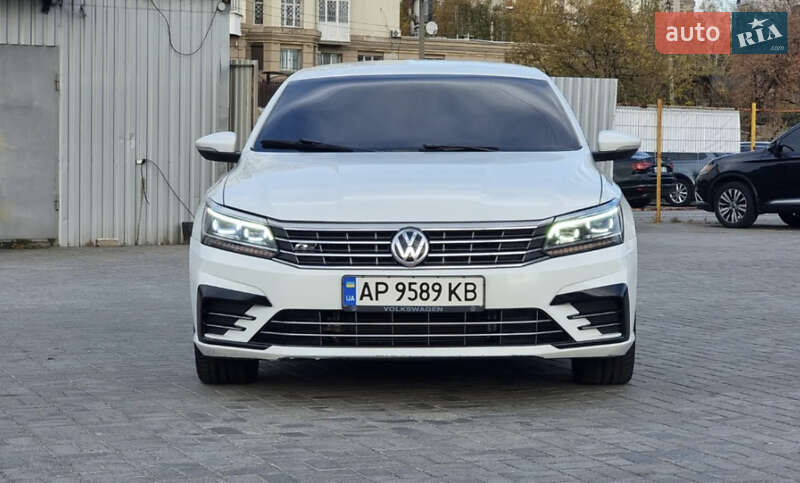 Седан Volkswagen Passat 2016 в Запоріжжі