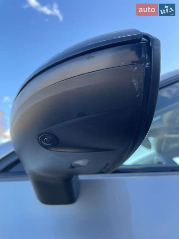 Універсал Volkswagen Passat 2014 в Одесі