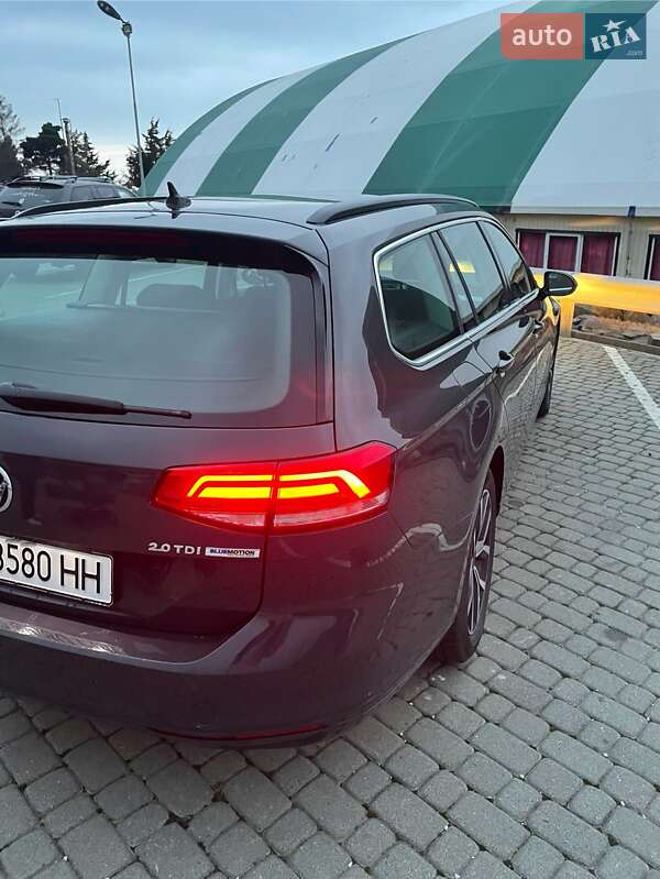 Универсал Volkswagen Passat 2016 в Ужгороде