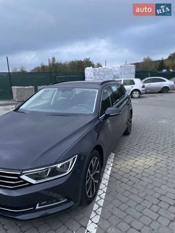 Универсал Volkswagen Passat 2016 в Ужгороде