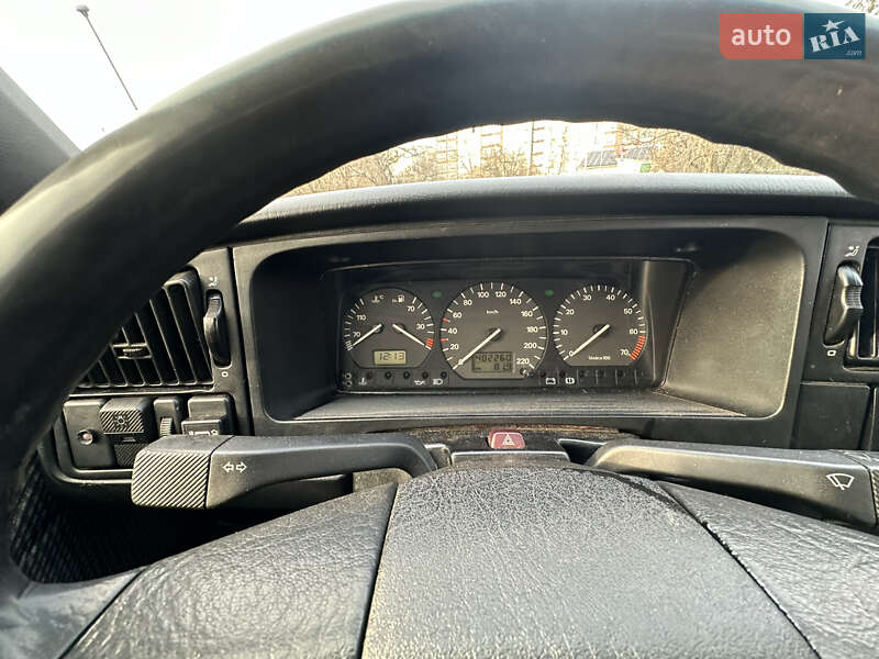 Універсал Volkswagen Passat 1992 в Харкові