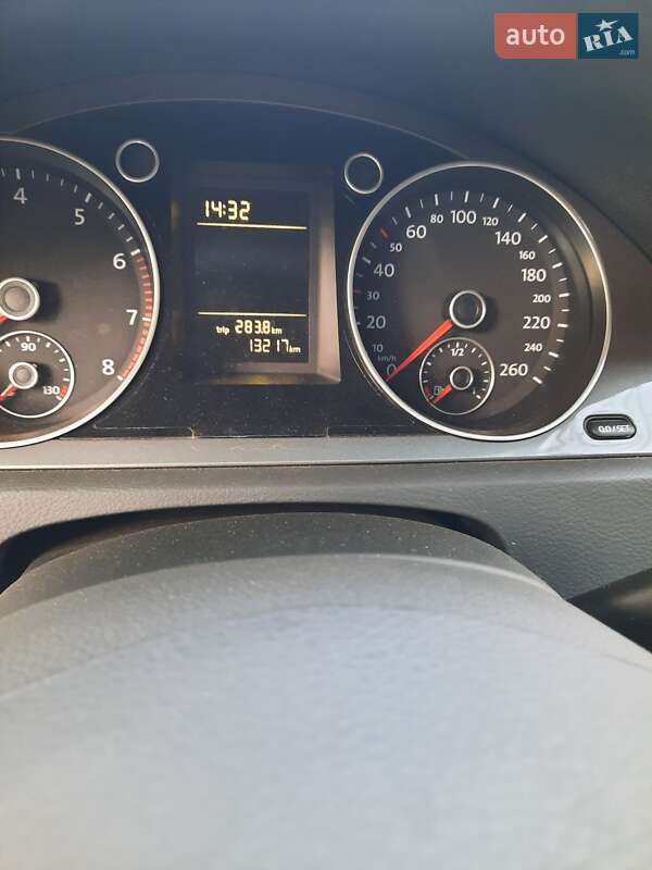 Универсал Volkswagen Passat 2010 в Запорожье