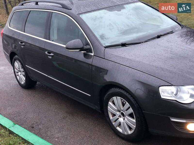 Универсал Volkswagen Passat 2010 в 