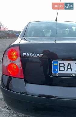 Седан Volkswagen Passat 2003 в Благовещенском