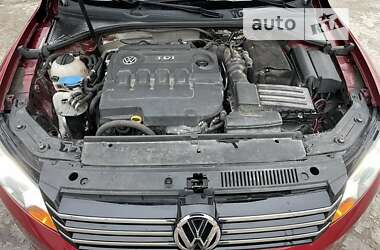 Седан Volkswagen Passat 2014 в Каменском