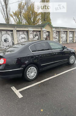 Седан Volkswagen Passat 2006 в 