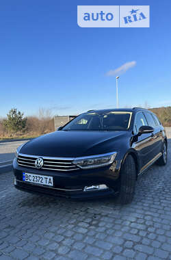 Универсал Volkswagen Passat 2015 в Львове