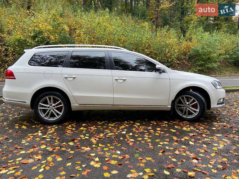 Универсал Volkswagen Passat 2011 в Львове