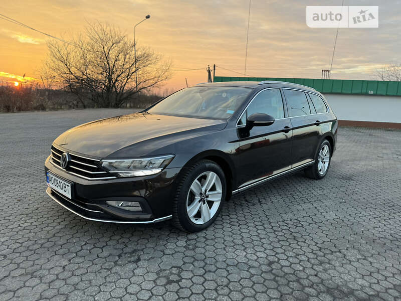 Універсал Volkswagen Passat 2019 в Мукачевому