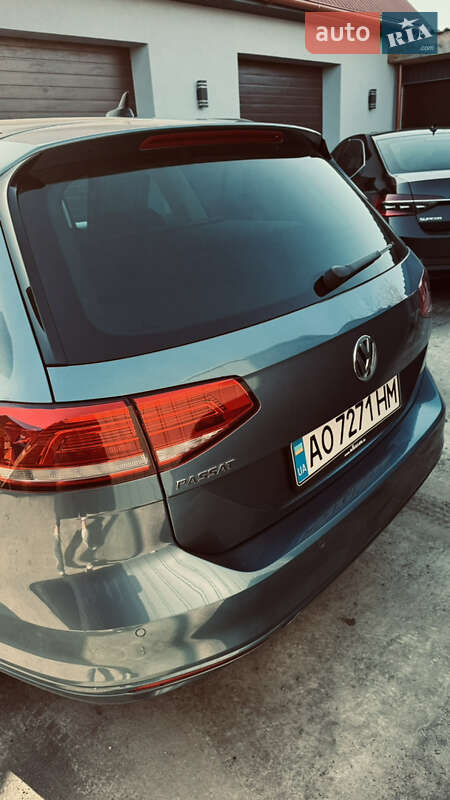 Універсал Volkswagen Passat 2015 в Ужгороді
