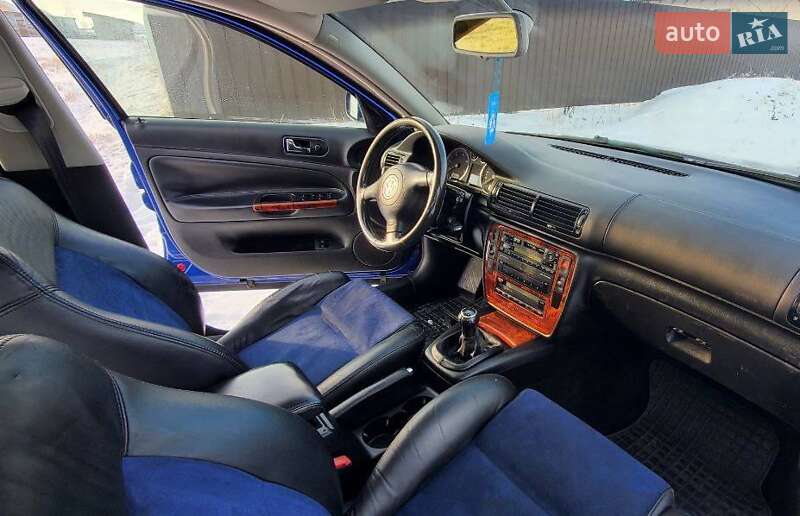 Універсал Volkswagen Passat 2002 в Рожище