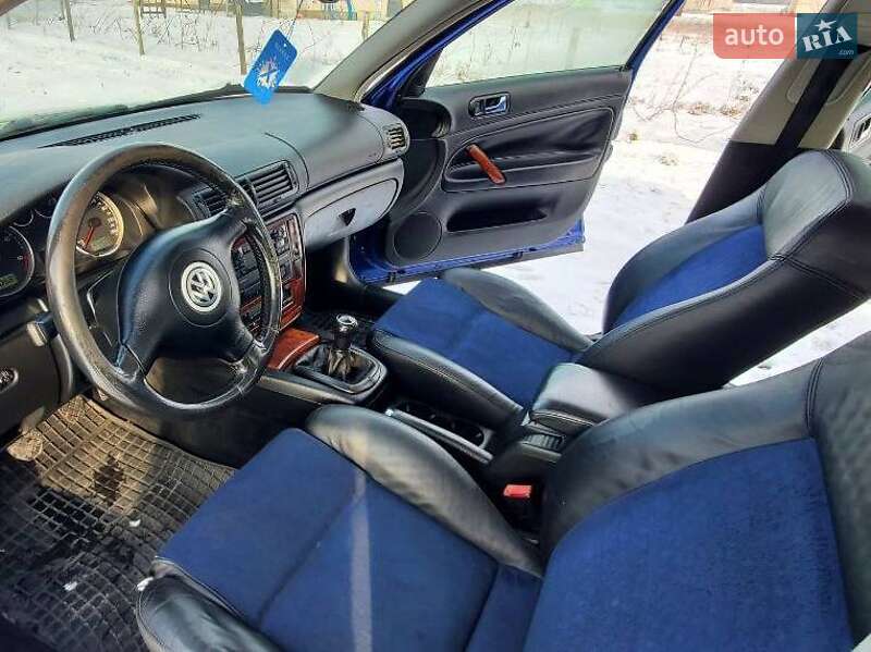 Універсал Volkswagen Passat 2002 в Рожище