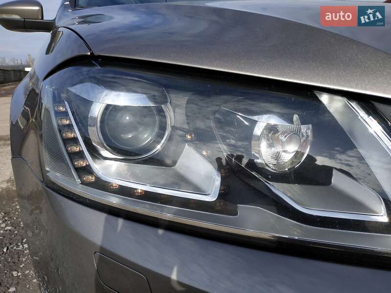 Універсал Volkswagen Passat 2011 в Шептицькому