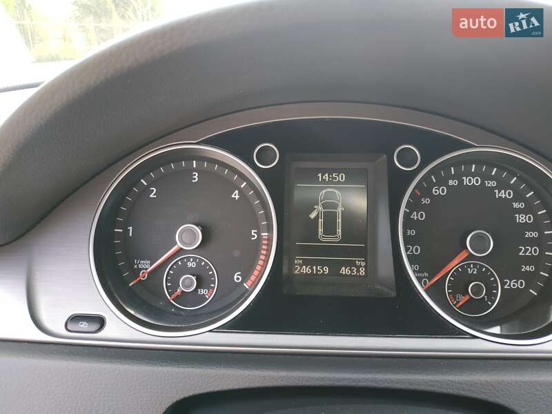 Універсал Volkswagen Passat 2011 в Шептицькому