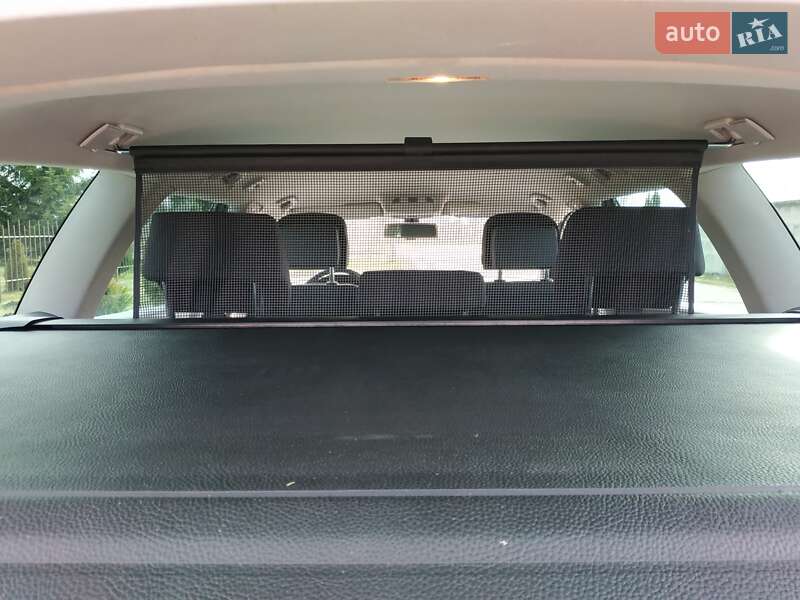 Універсал Volkswagen Passat 2011 в Шептицькому