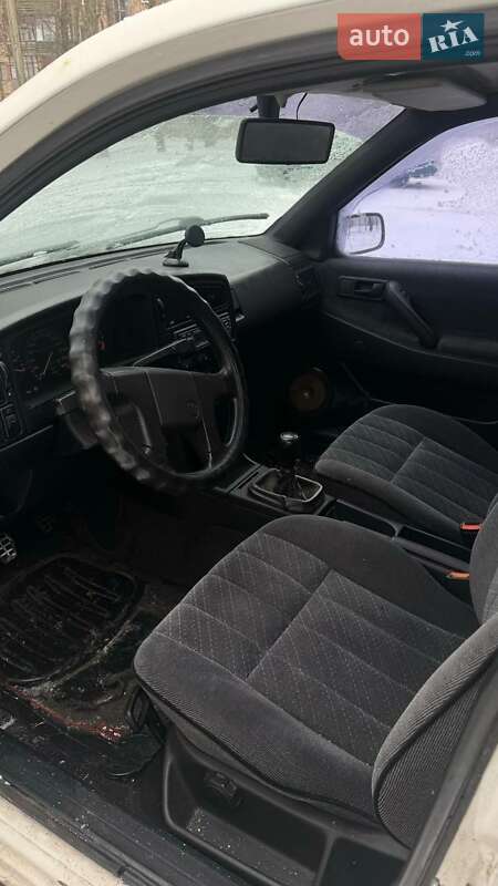 Седан Volkswagen Passat 1991 в Харькове