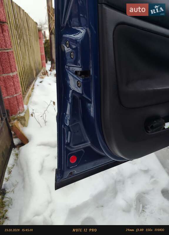 Універсал Volkswagen Passat 2003 в Дубні