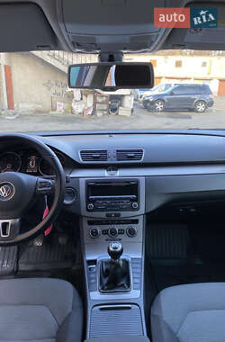 Универсал Volkswagen Passat 2012 в 
