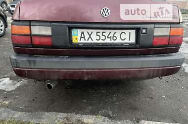Седан Volkswagen Passat 1990 в Змиеве