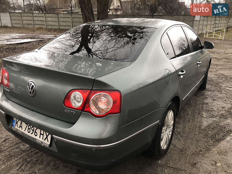Седан Volkswagen Passat 2008 в Києві