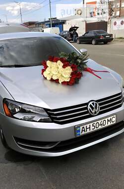 Седан Volkswagen Passat 2014 в Киеве