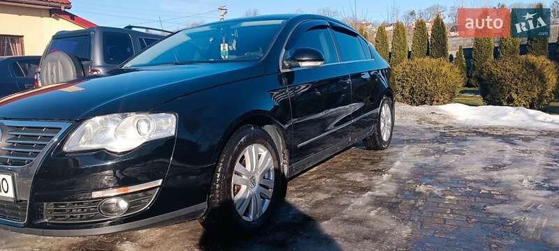 Седан Volkswagen Passat 2005 в Львове