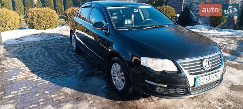 Седан Volkswagen Passat 2005 в Львове