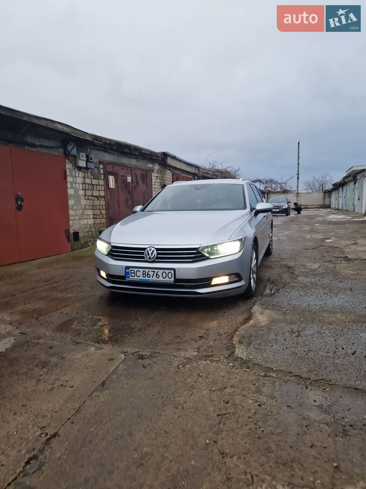 Volkswagen Passat 2018 VIN WVWZZZ3CZJE234570 фото оголошення 2 з 61