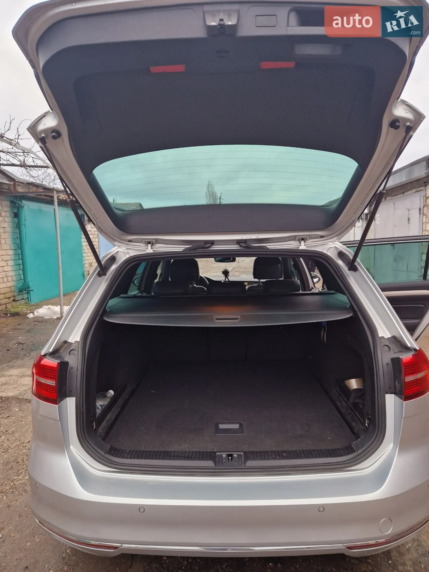 Volkswagen Passat 2018 VIN WVWZZZ3CZJE234570 фото оголошення 19 з 61