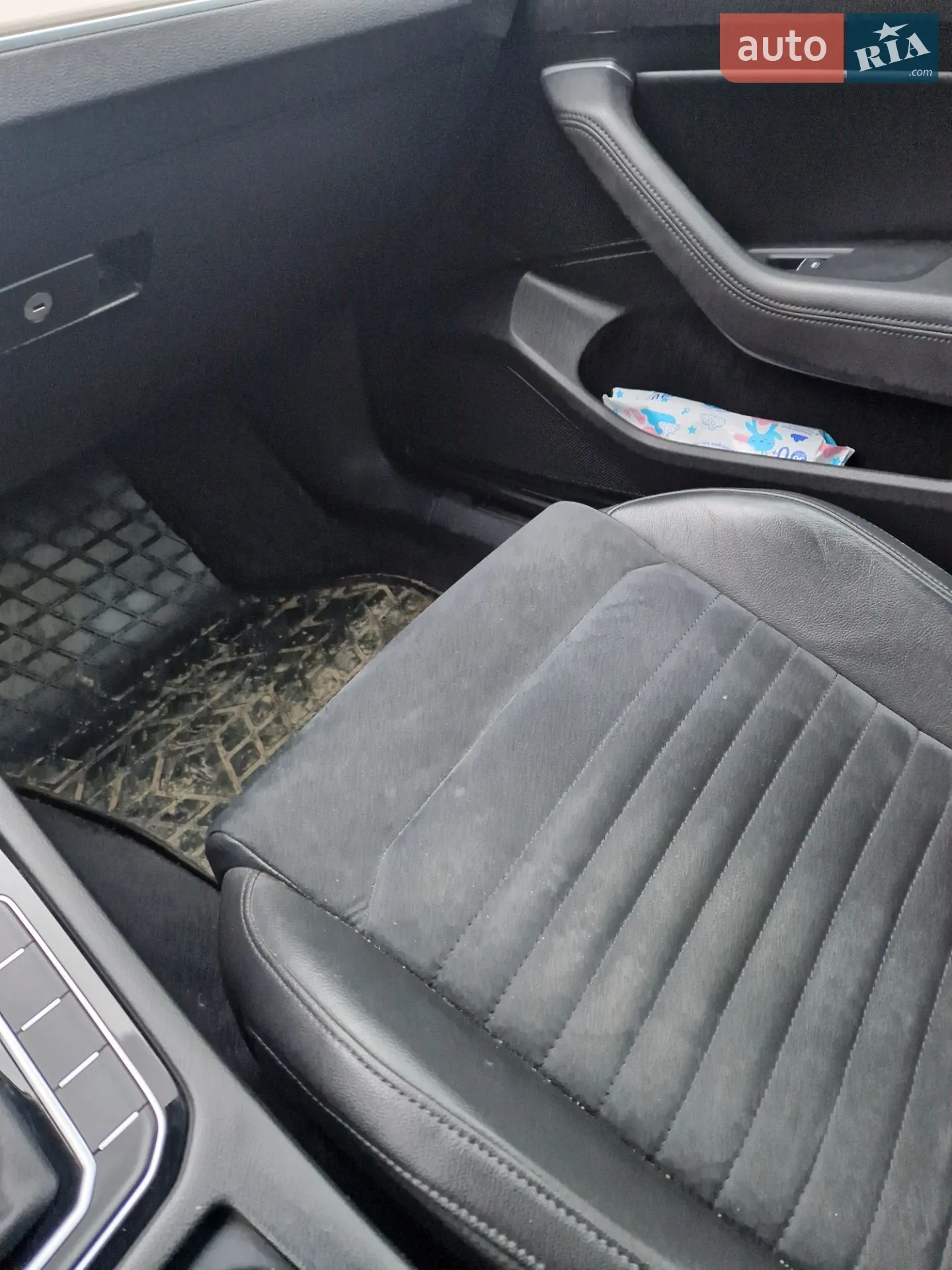 Volkswagen Passat 2018 VIN WVWZZZ3CZJE234570 фото оголошення 38 з 61