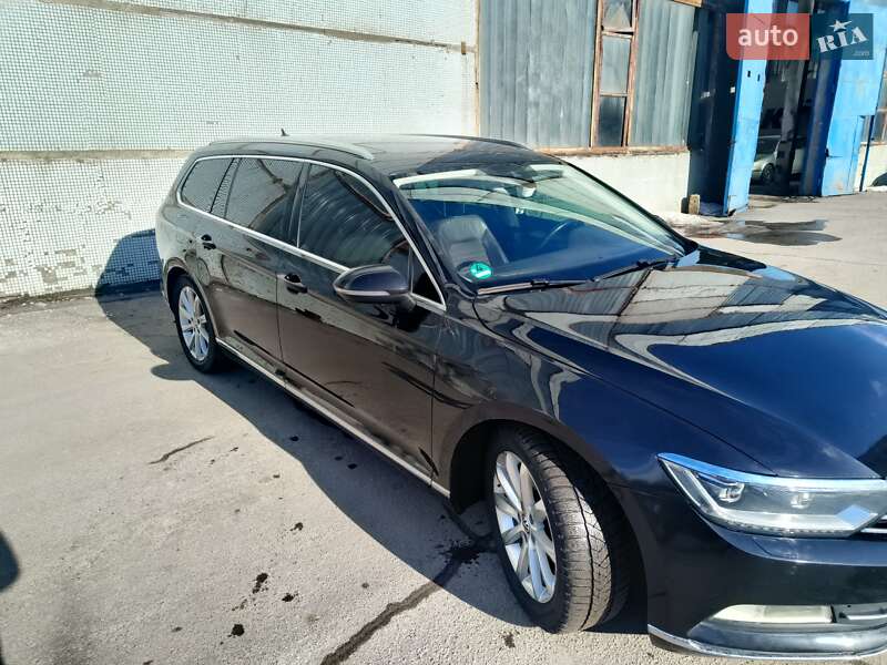 Универсал Volkswagen Passat 2015 в Виннице