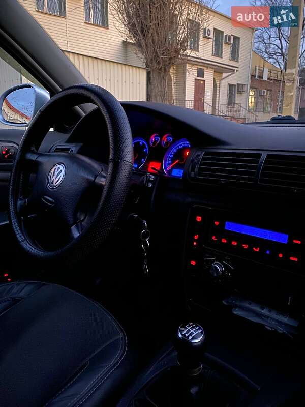 Універсал Volkswagen Passat 2005 в Гайвороні