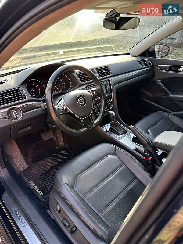 Седан Volkswagen Passat 2017 в Запорожье