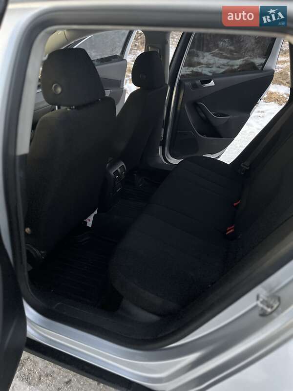 Универсал Volkswagen Passat 2009 в Львове