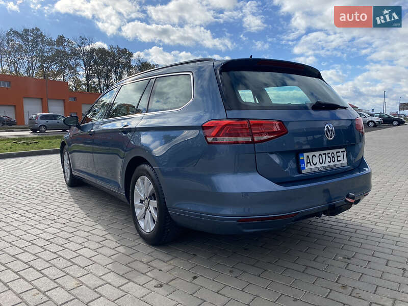 Універсал Volkswagen Passat 2016 в Луцьку