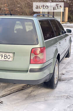 Универсал Volkswagen Passat 2001 в Сваляве