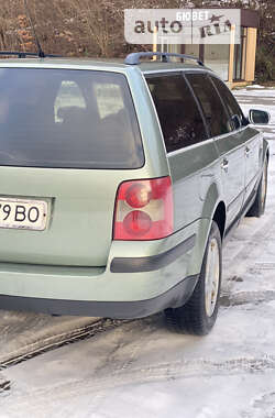 Універсал Volkswagen Passat 2001 в Сваляві