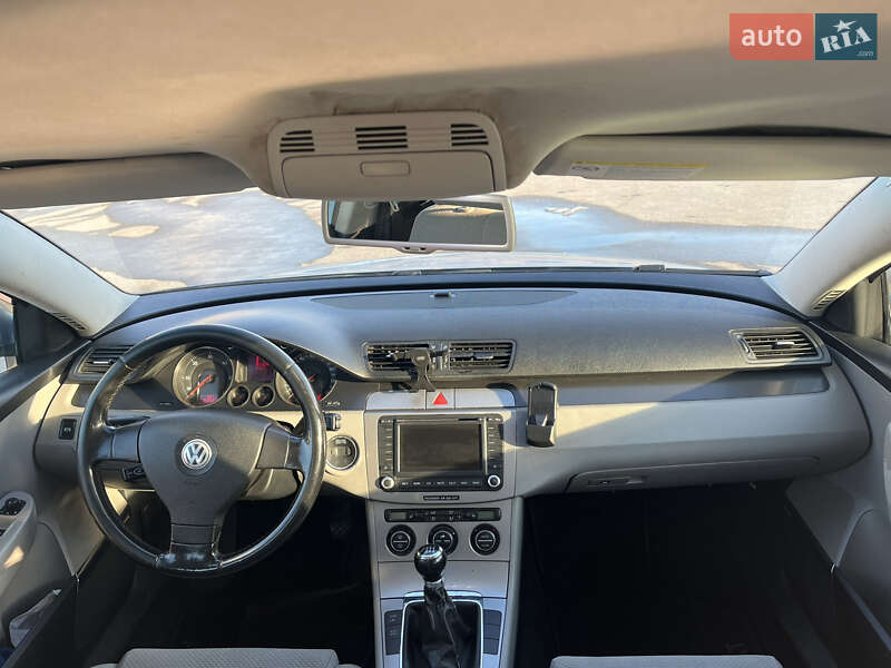 Универсал Volkswagen Passat 2005 в Харькове