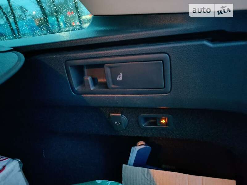 Универсал Volkswagen Passat 2015 в Одессе