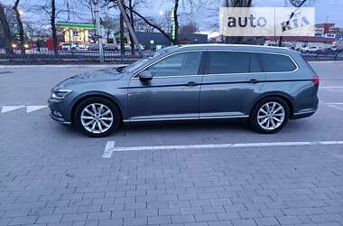 Универсал Volkswagen Passat 2015 в Запорожье