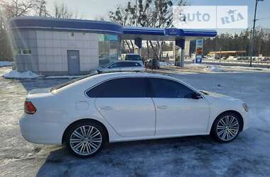 Седан Volkswagen Passat 2015 в Новой Водолаге