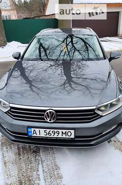 Универсал Volkswagen Passat 2016 в Ирпене