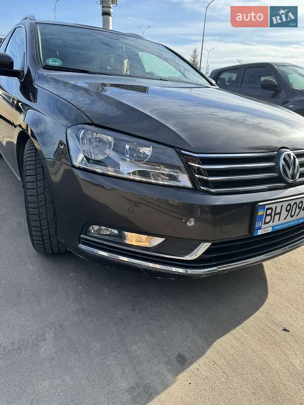 Универсал Volkswagen Passat 2014 в Одессе