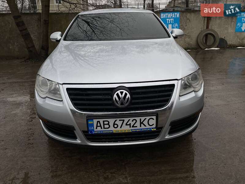 Седан Volkswagen Passat 2005 в Монастырище