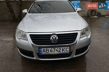 Седан Volkswagen Passat 2005 в Монастырище