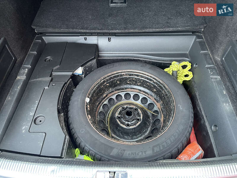 Универсал Volkswagen Passat 2006 в Калуше