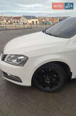 Седан Volkswagen Passat 2011 в Каменец-Подольском